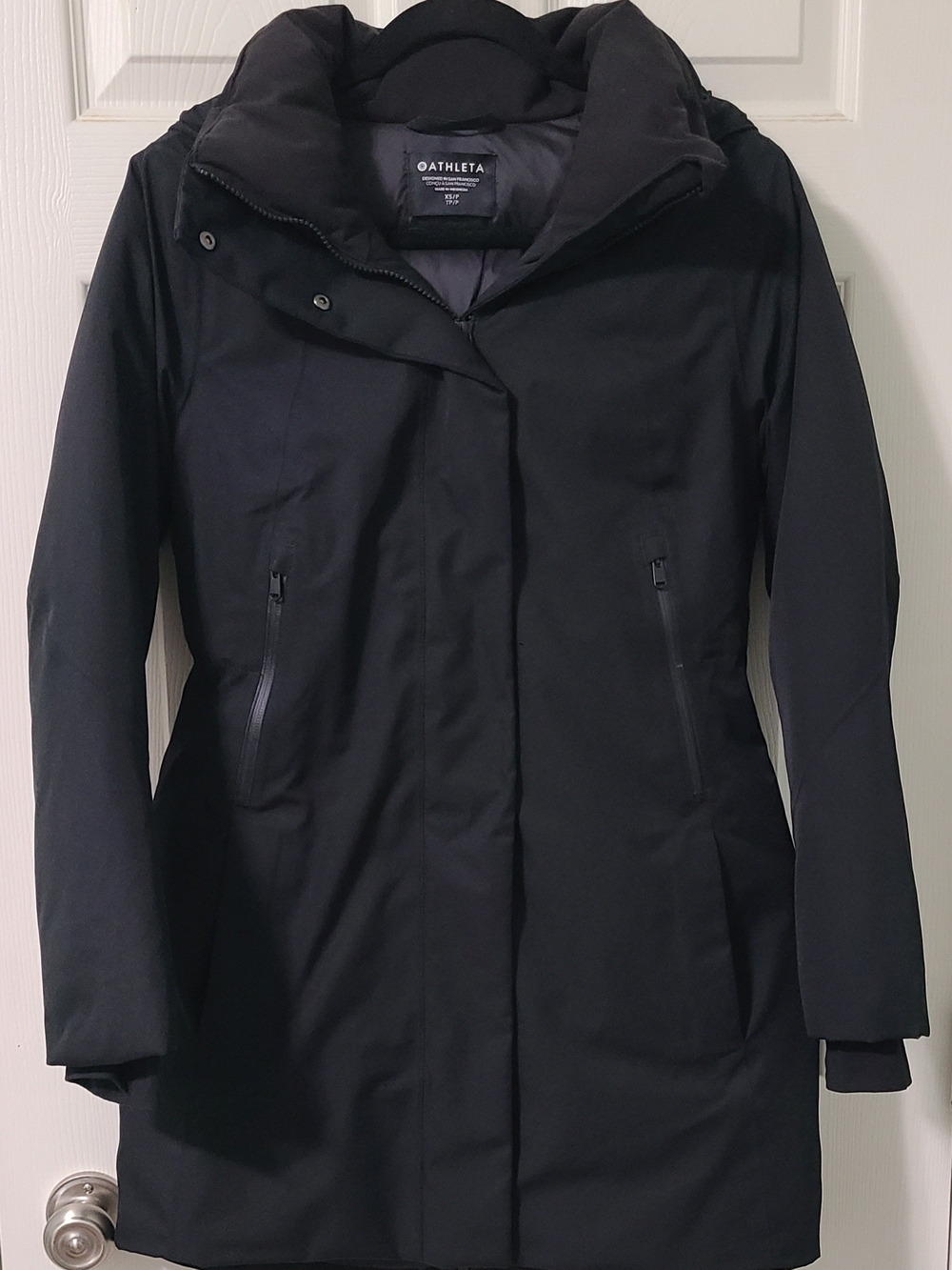 Athleta Women's Black Insulated Hooded Coat